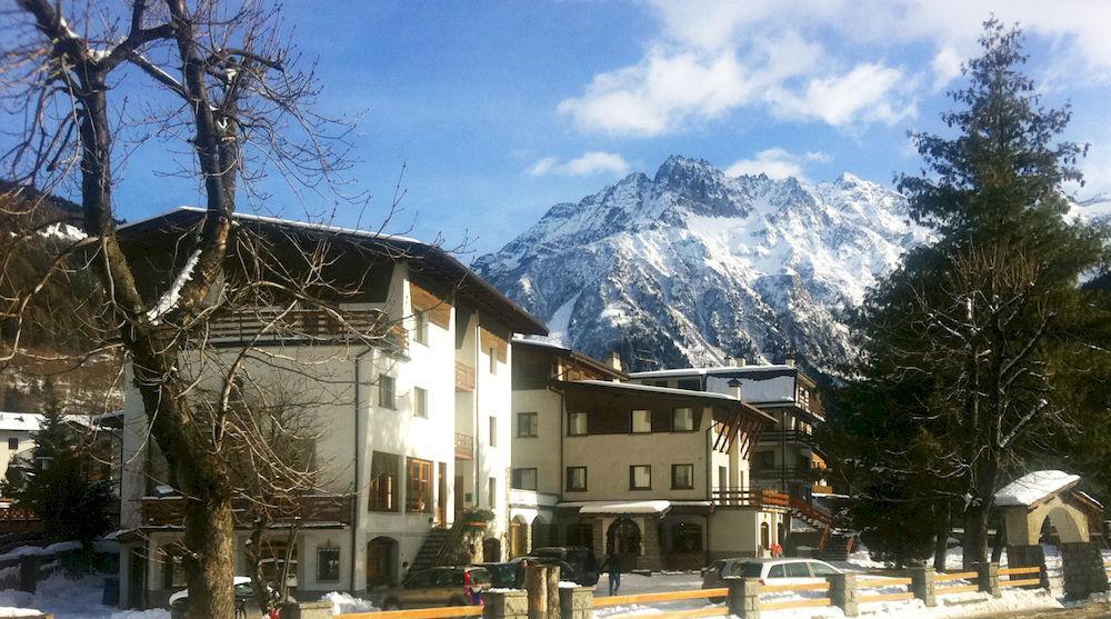 Hotel Bellavista Ponte Di Legno Exterior photo